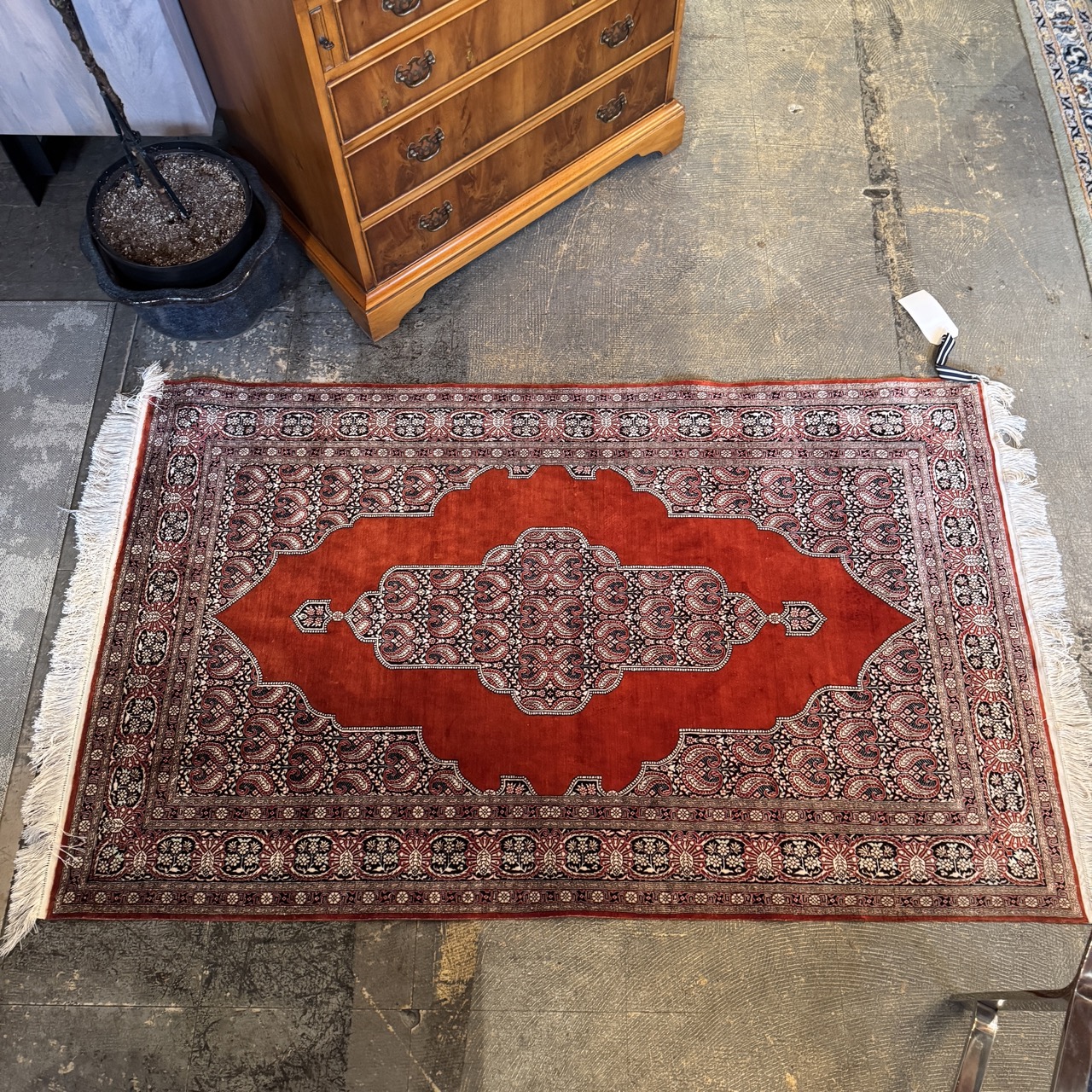 Vintage Machine Made Silk Rug - 3'x5' - Image 2