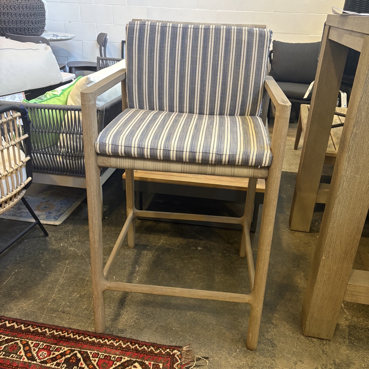 RH 'Mesa' Outdoor Counter Stool - Image 4