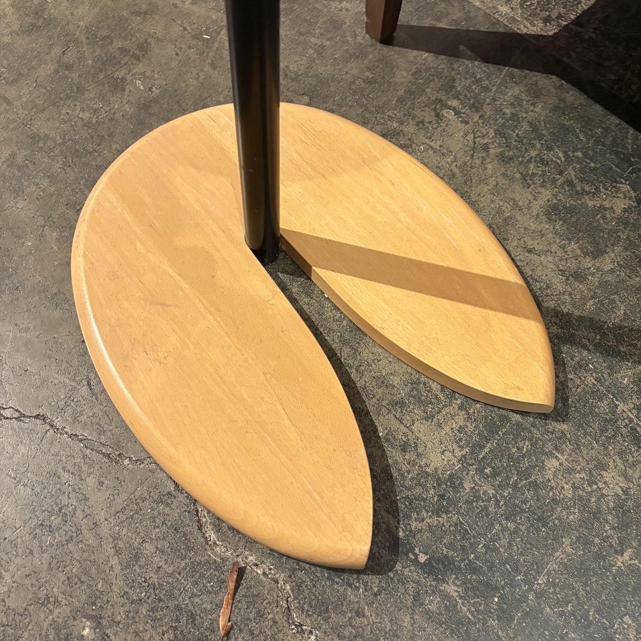 Mid-Century Modern Side Table - Image 5