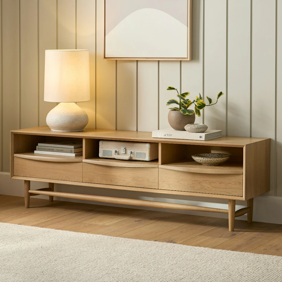 White Oak Low Media Unit - Coast Consignment