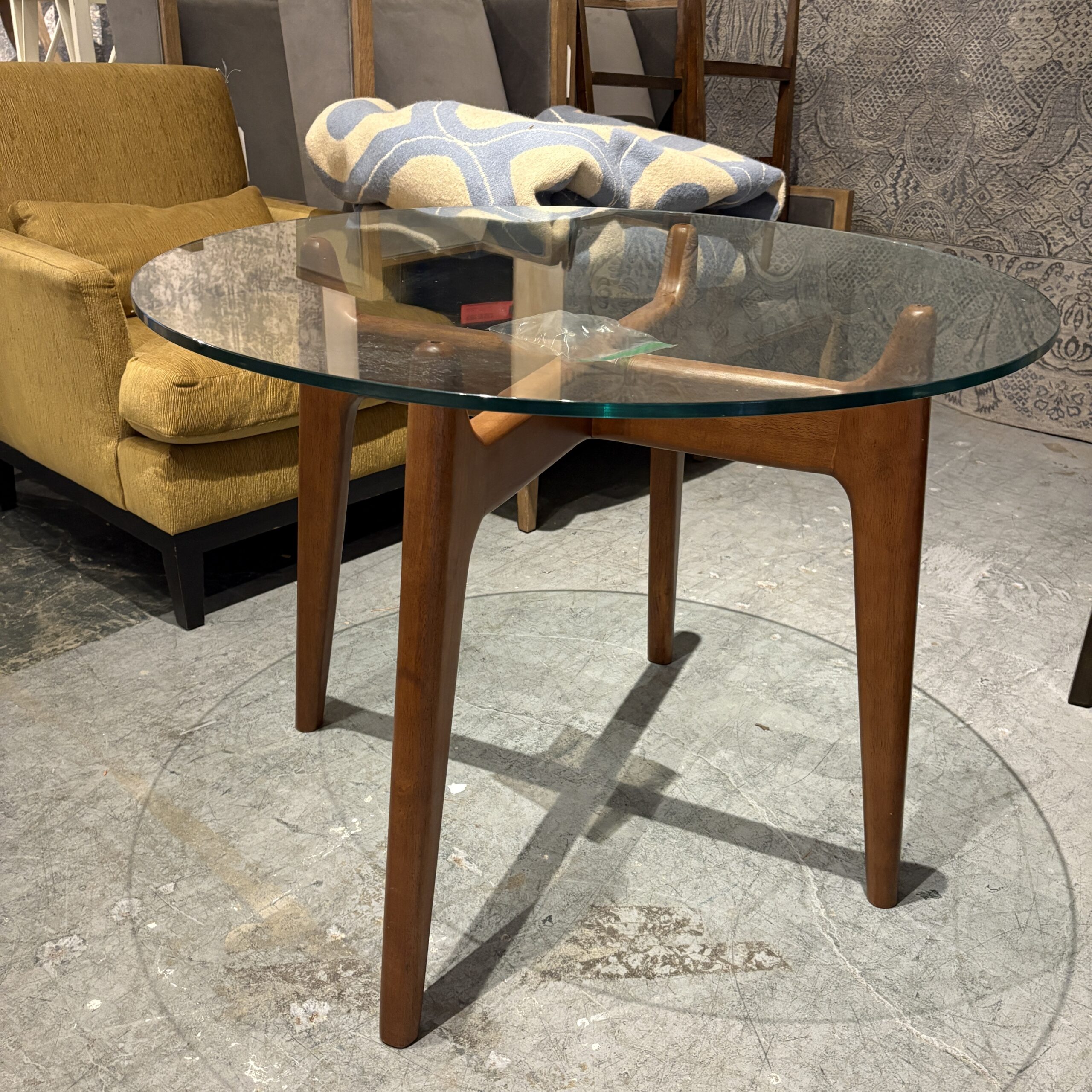 Crate &amp; Barrel 'Tate' 38" Round Dining Table - Coast Consignment