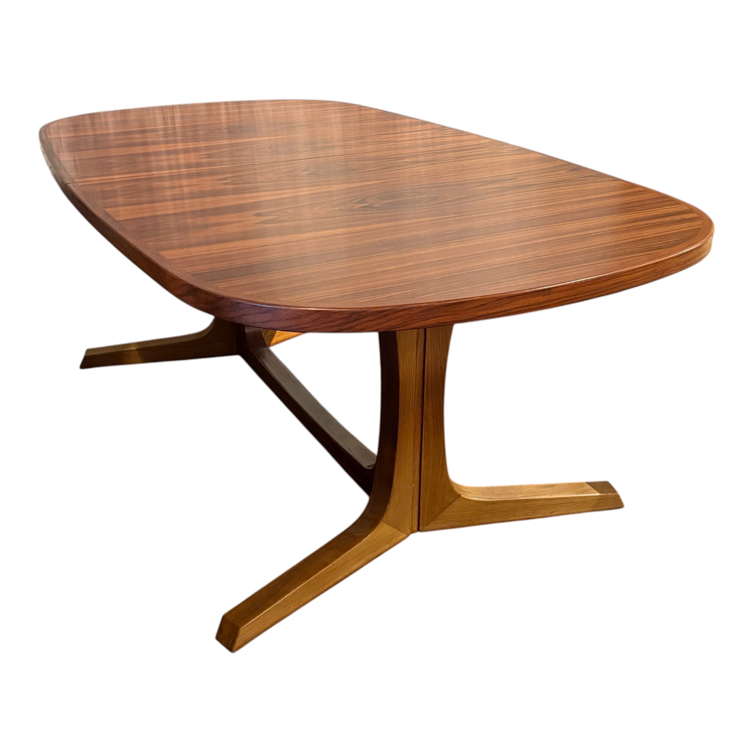 Mid-Century Rosewood Oval Extendable Dining Table - Coast Consignment