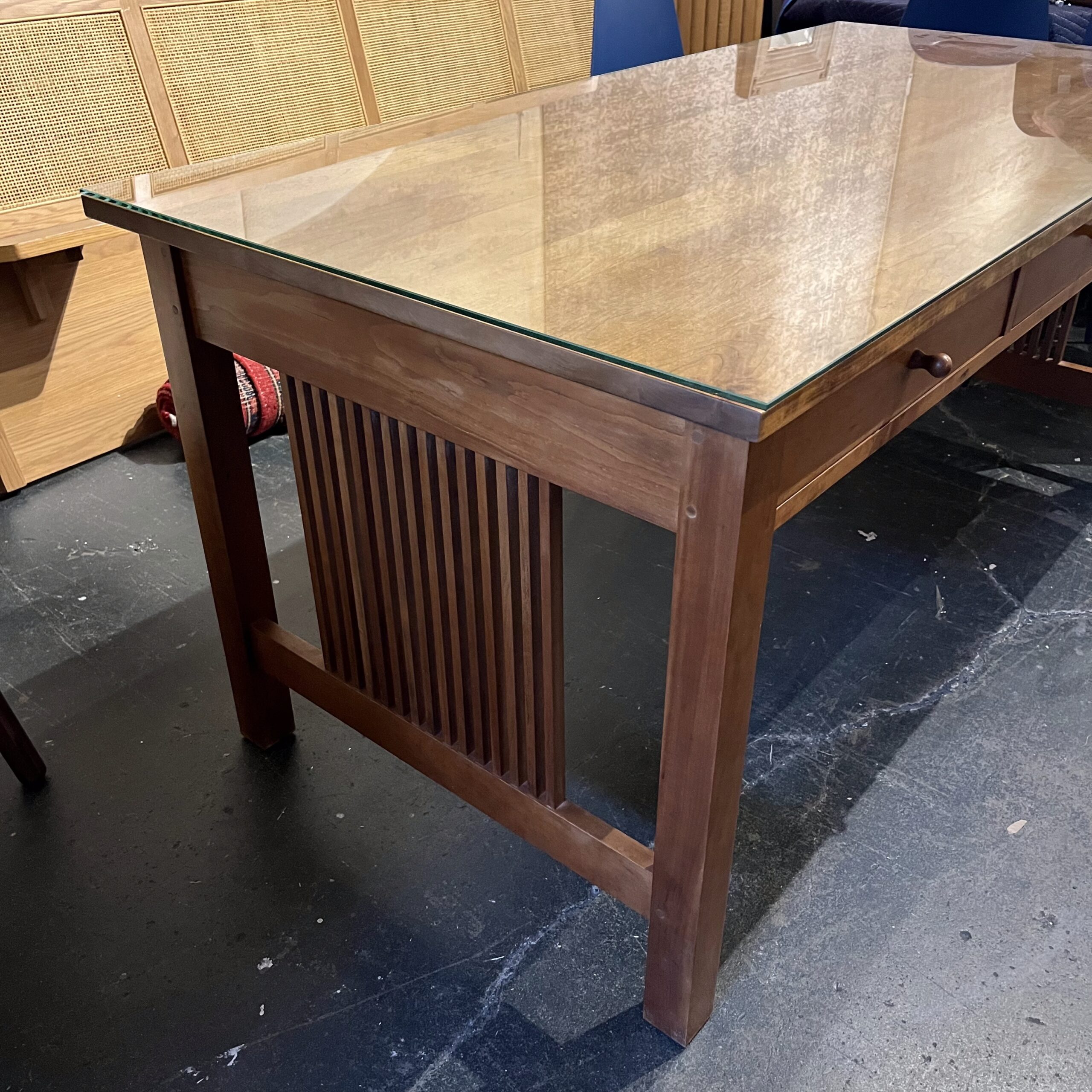 Stickley Spindle 'Computer Work Table' in Cherry - Coast Consignment
