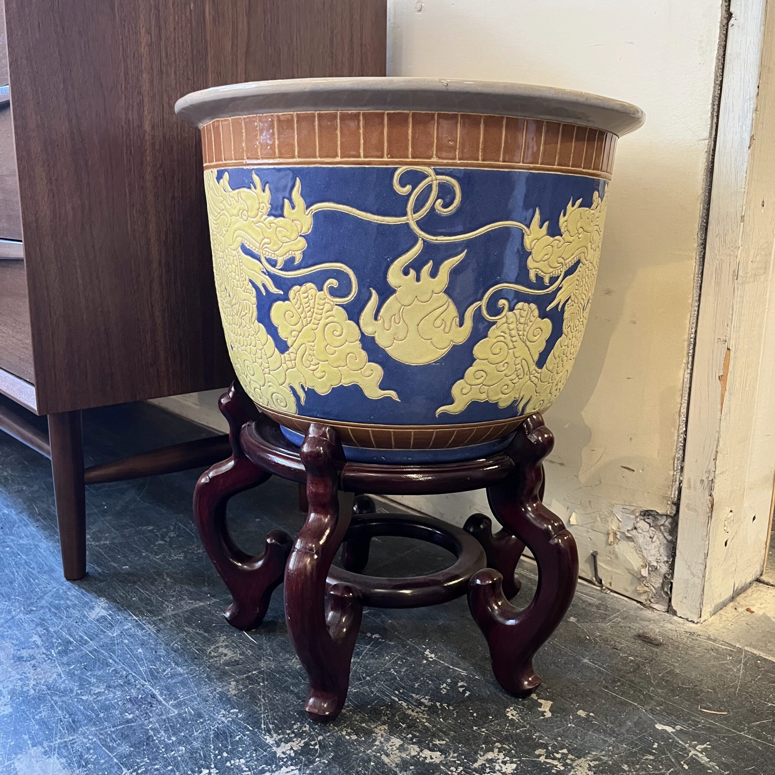 Blue &amp; Cream Chinese Dragon Pot - Coast Consignment