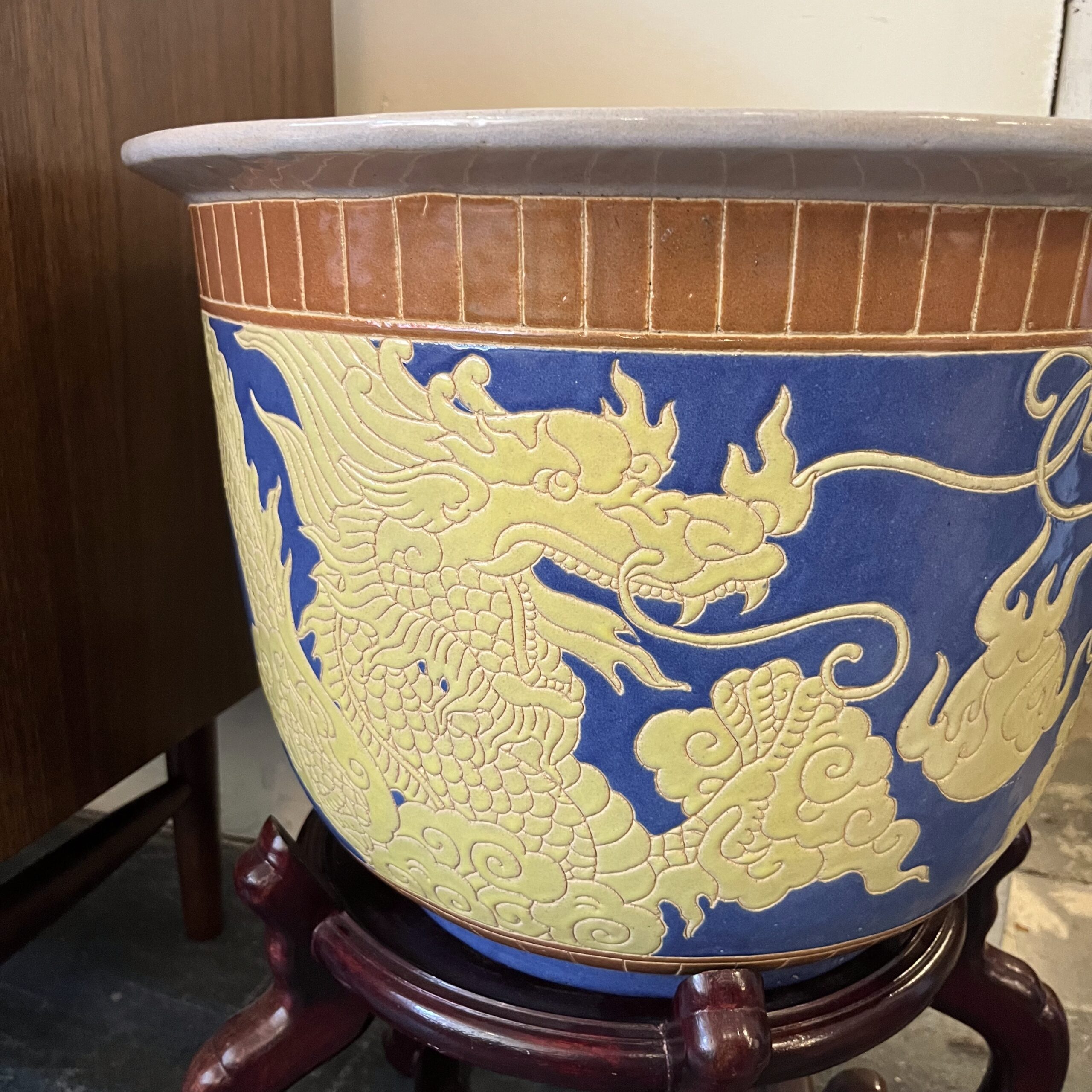 Blue &amp; Cream Chinese Dragon Pot - Coast Consignment