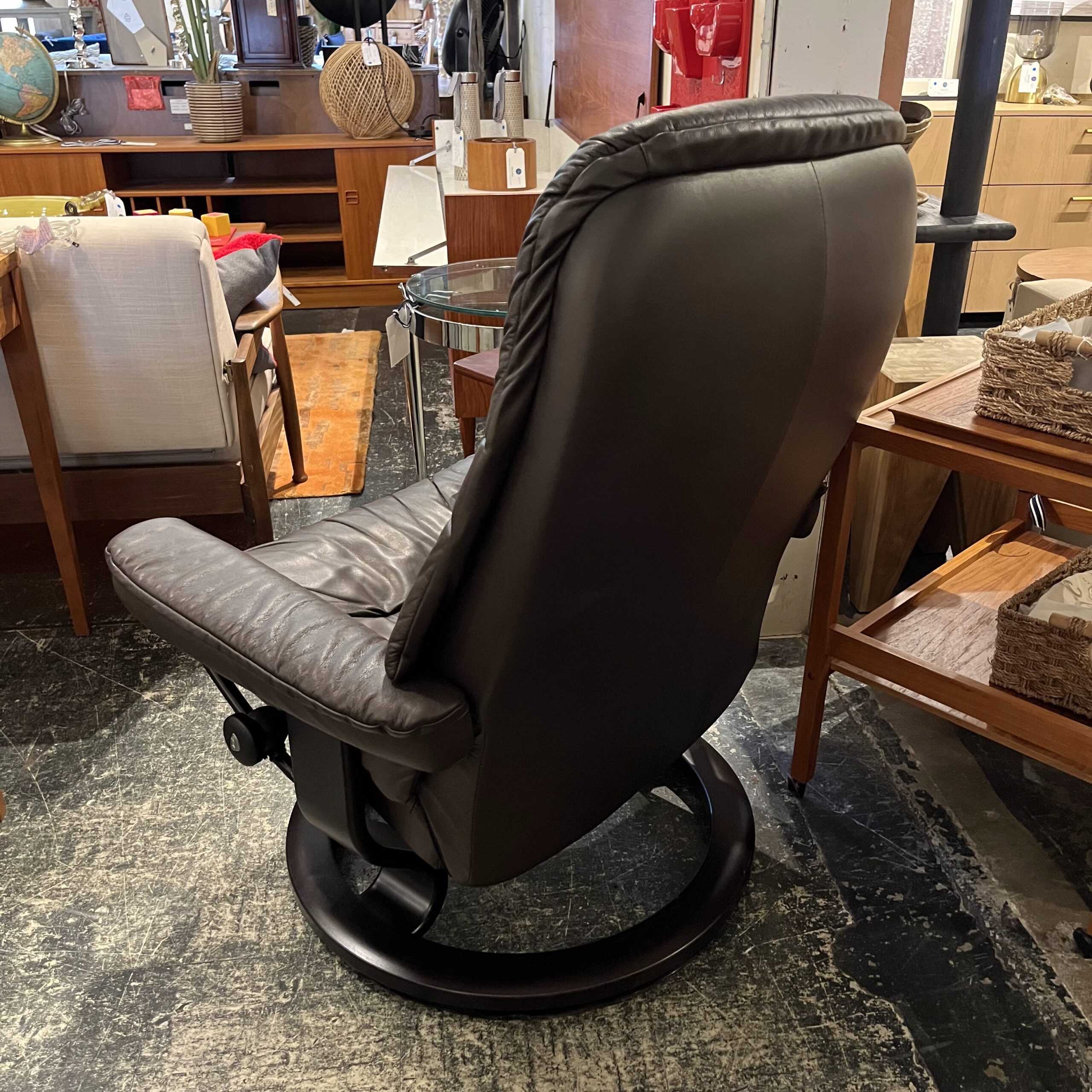 Brown Leather Stressless Chair with Side Table &amp; Ottoman - Coast Consignment