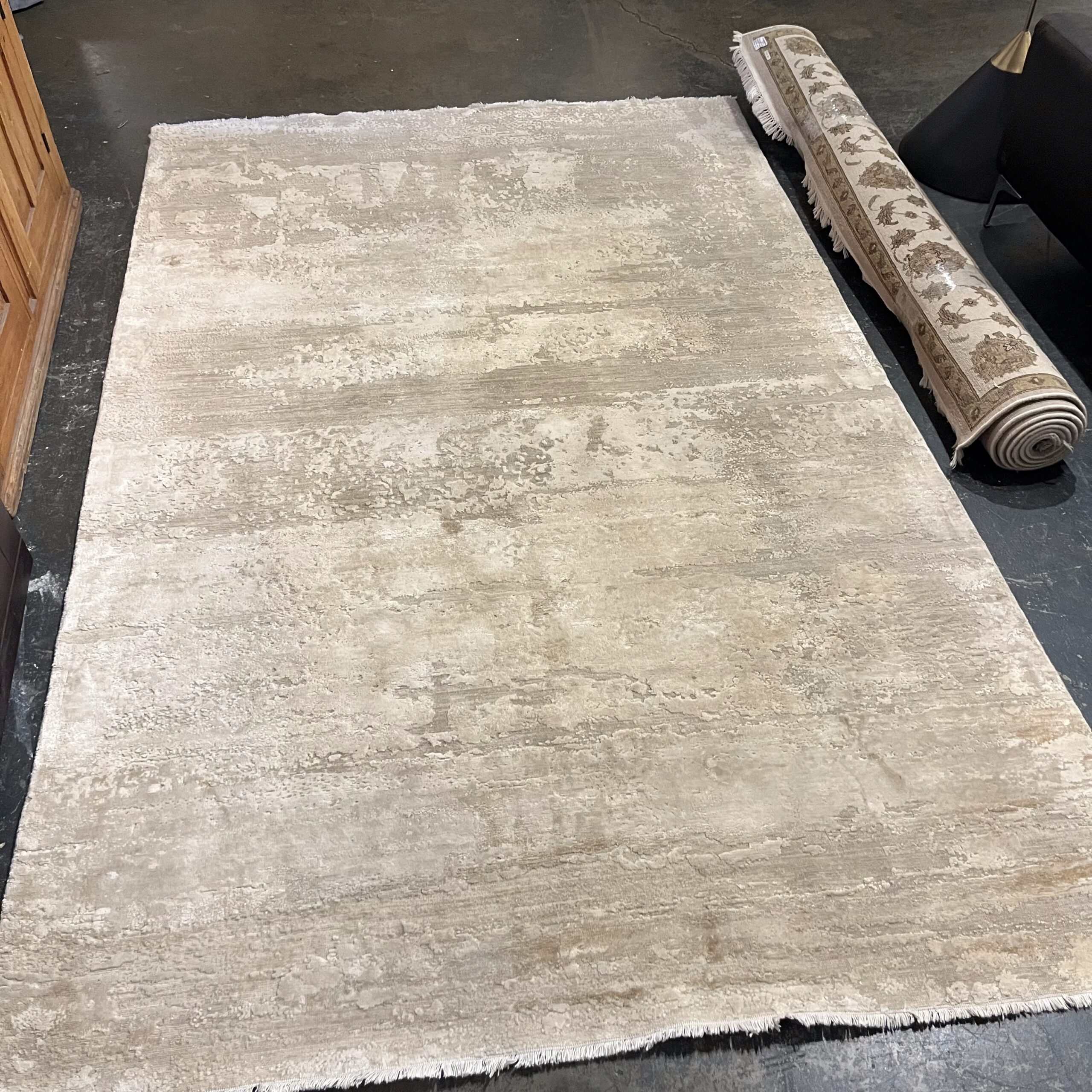 Contemporary Beige Wool Rug - 6'x9' - Coast Consignment