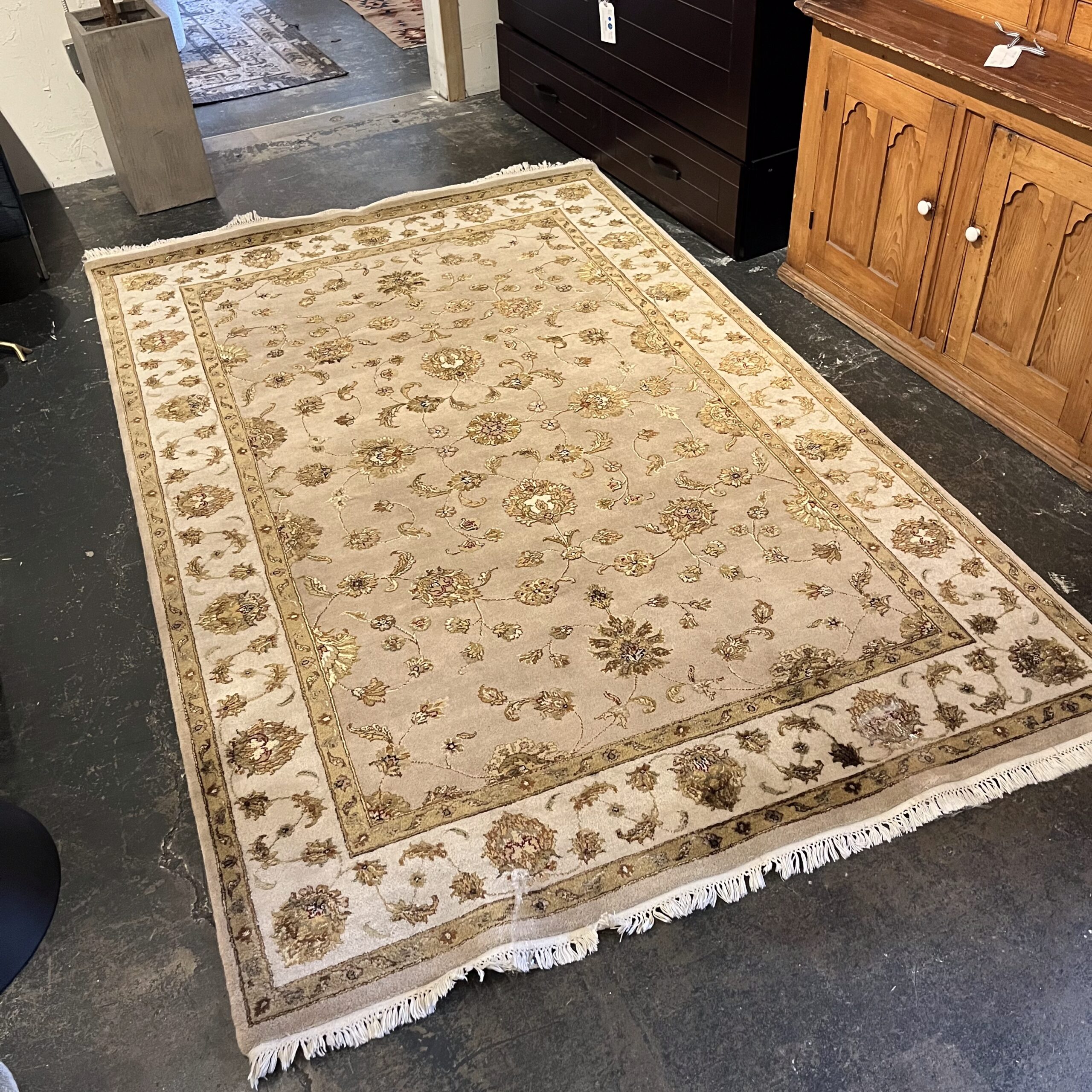 Beige Persian Rug - 6'x9' - Coast Consignment