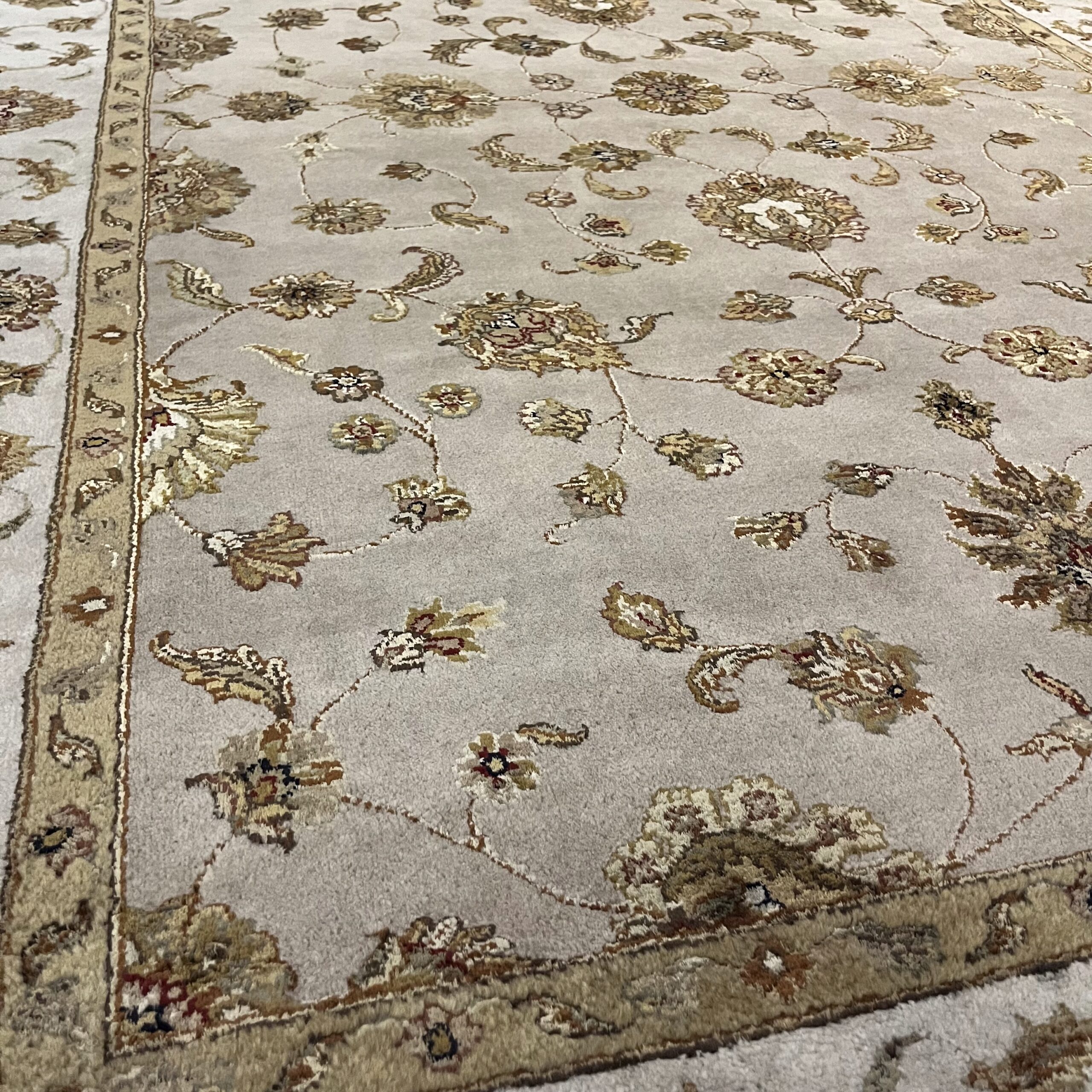 Beige Persian Rug - 6'x9' - Coast Consignment
