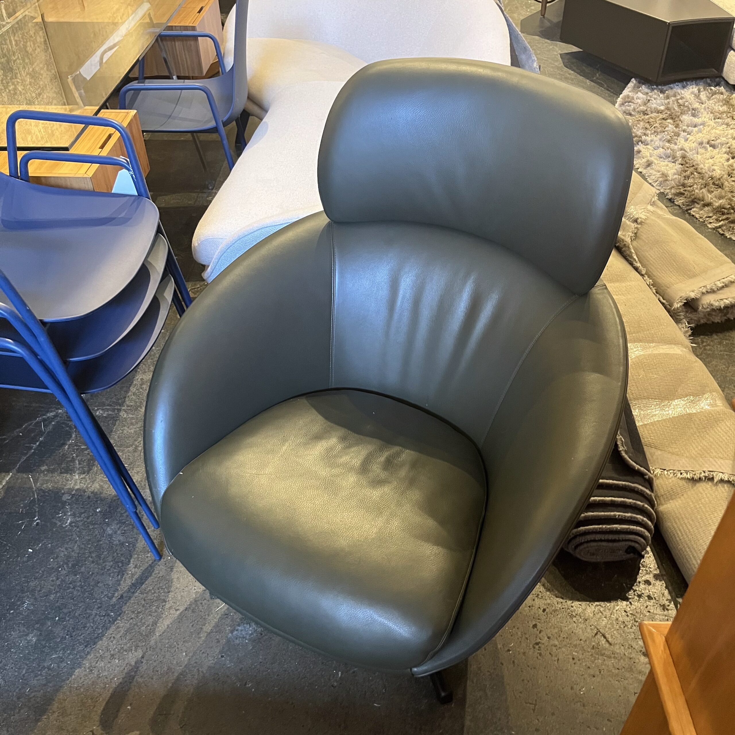 Minotti Leather 'Russel' Chair and Ottoman
