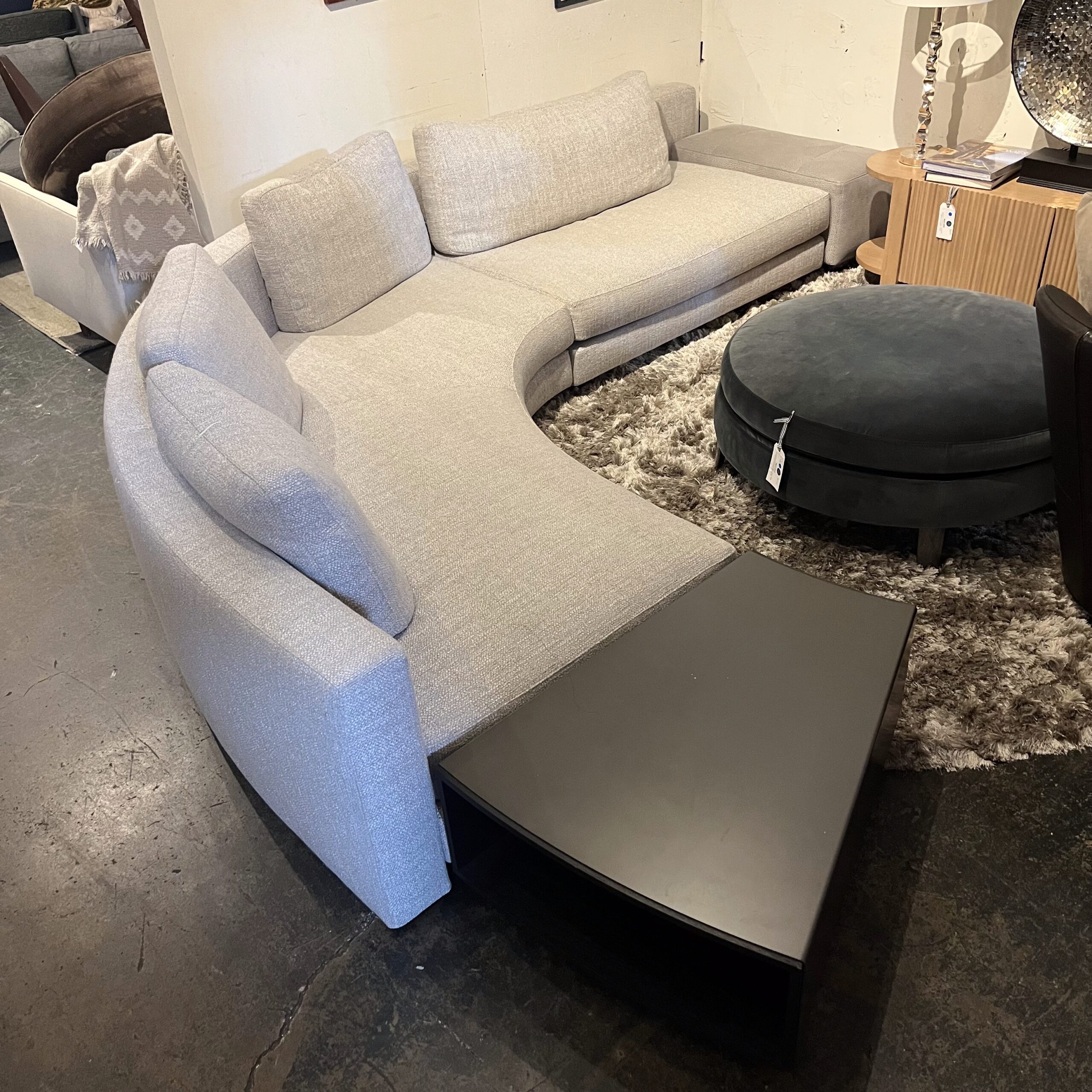 Minotti 'Daniels' Circular Couch - Coast Consignment