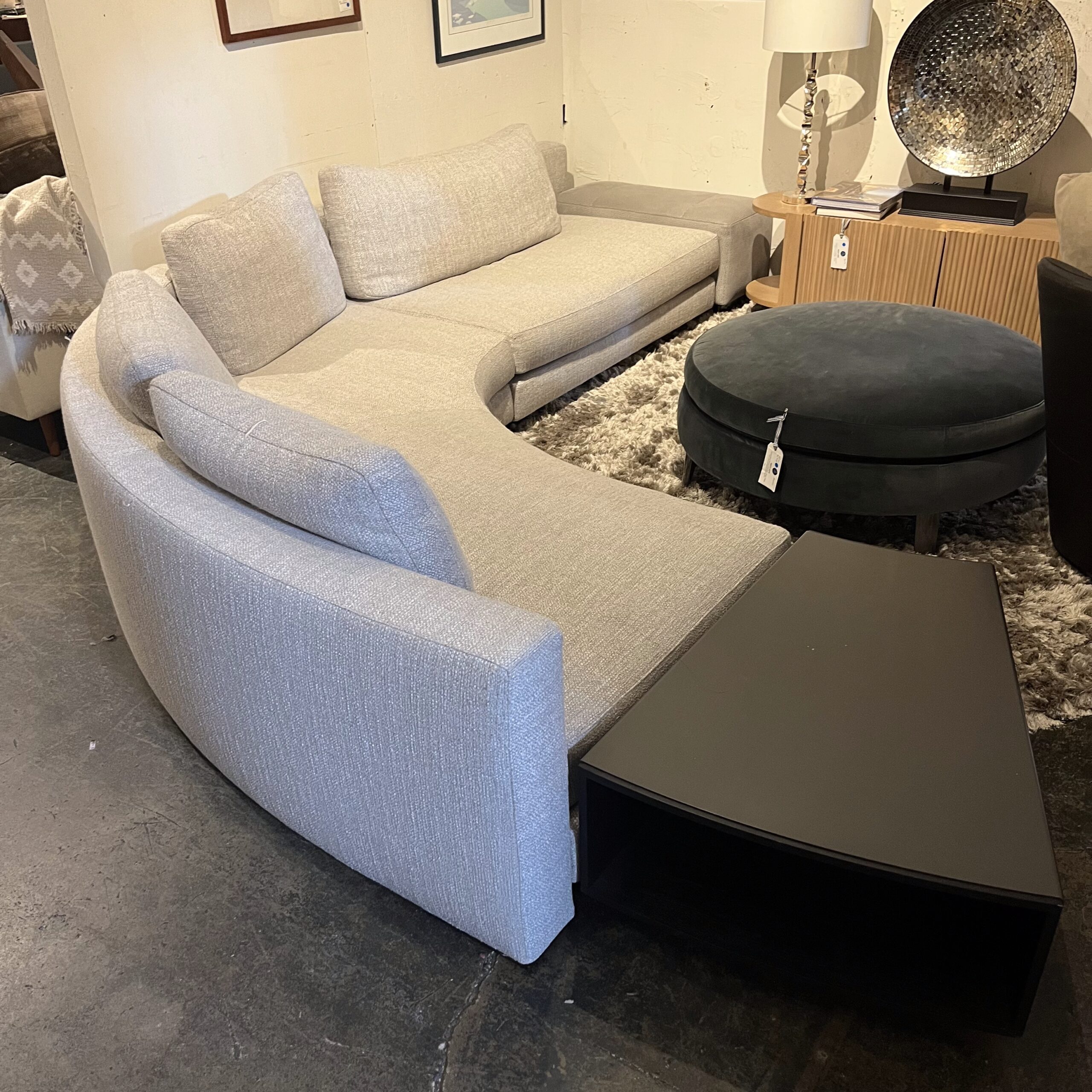 Minotti 'Daniels' Circular Couch - Coast Consignment