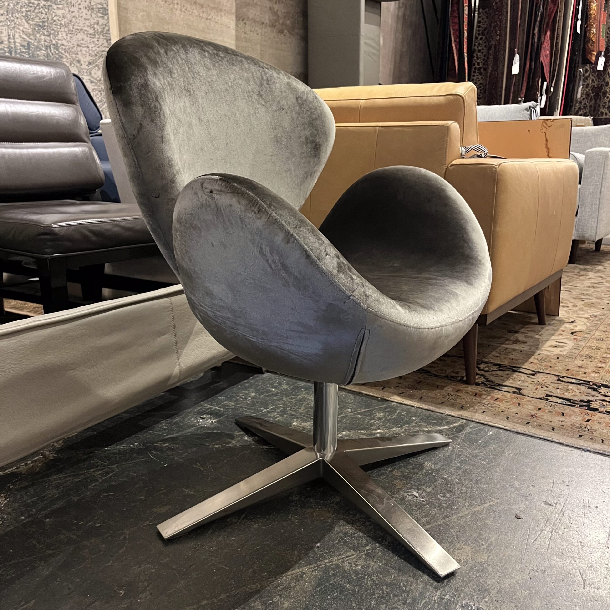 Arne Jacobsen 'The Swan' Chair Reproduction - Coast Consignment